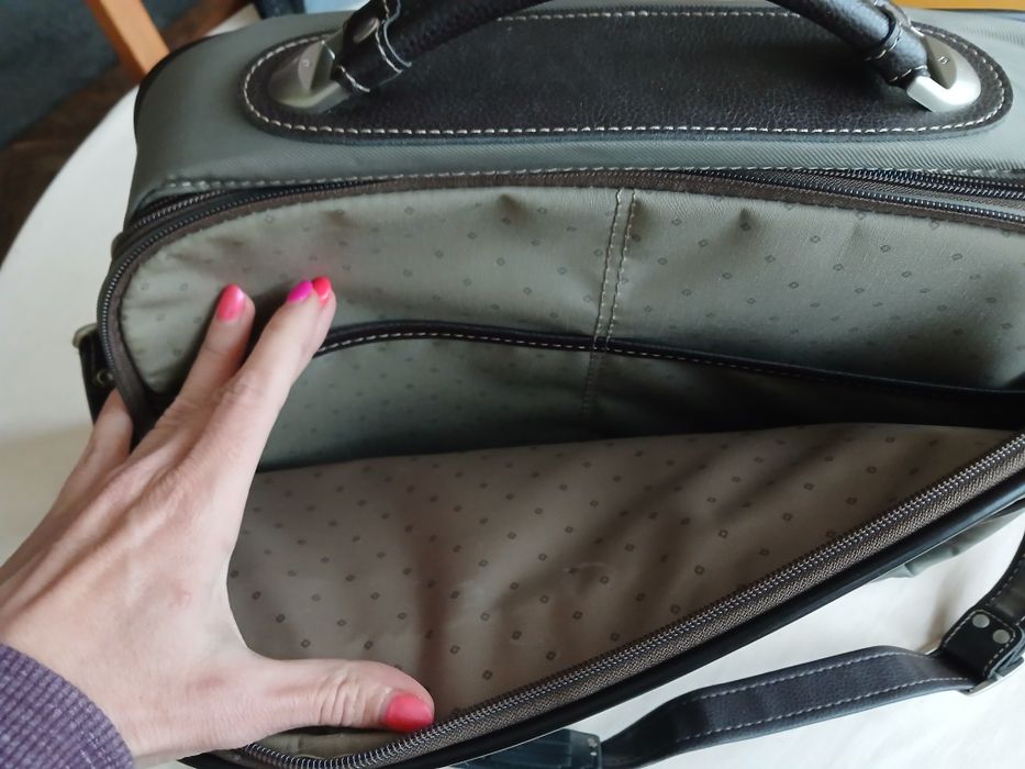 Компактна чaнта за път Samsonite