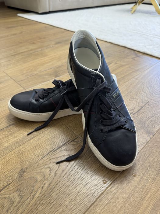 Tenesi barbati Moncler