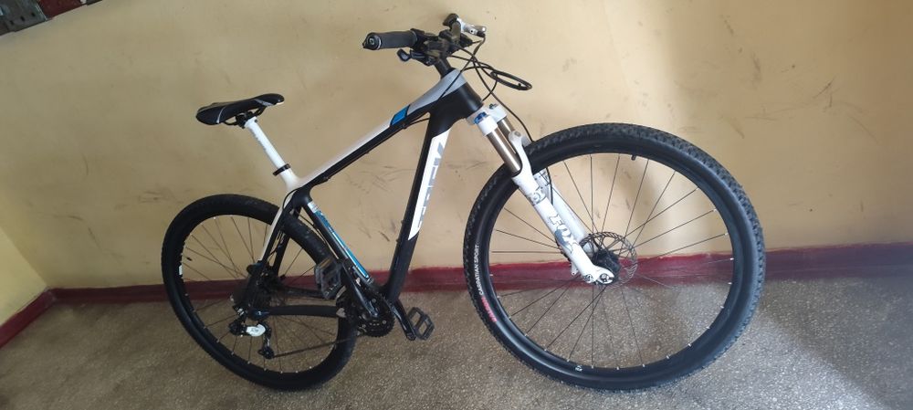 Bicicletă Trek Superfly Elite Carbon, roti 29