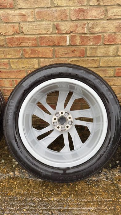 Джанти за Audi Q7 20”  с гуми Pirelli P Zero Tyres