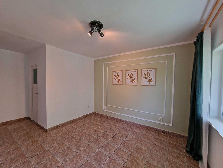 BIROU / SPATIU COMERCIAL de inchiriat,  str. REPUBLICII, 18 mp