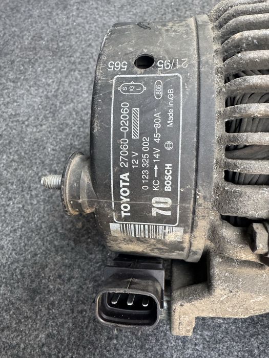 Toyota Carina E/ Генератор Бошивский