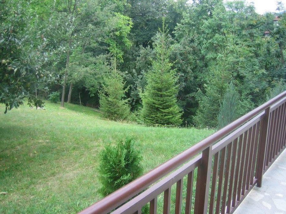 Дава се под наем Къща в Троян - 500 кв.м за 306 € - Снимка #10