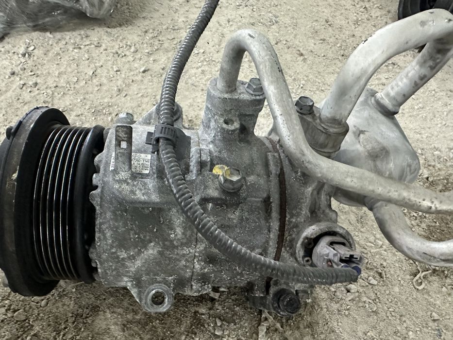 Компрессор кондиционера привозной Тойота Лексус