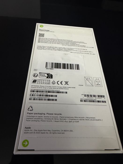 iPhone 17 pro max 256GB Cosmic orange