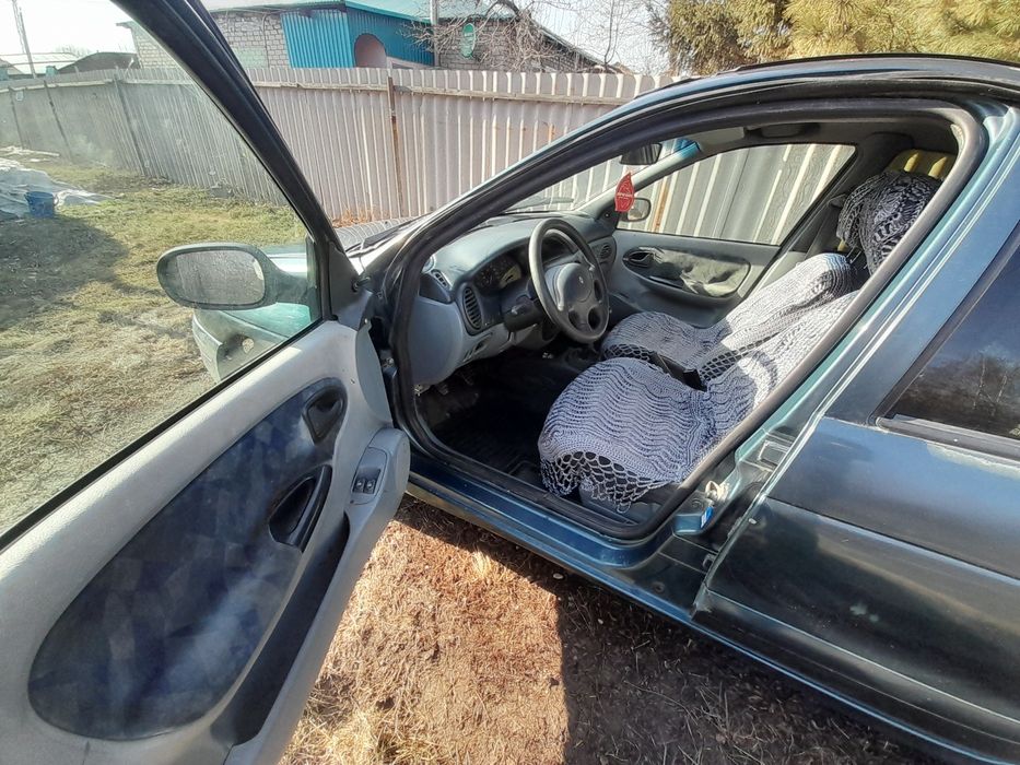 Продам рено меган