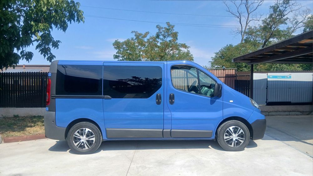 Opel vivaro(trafic) 9 Locuri