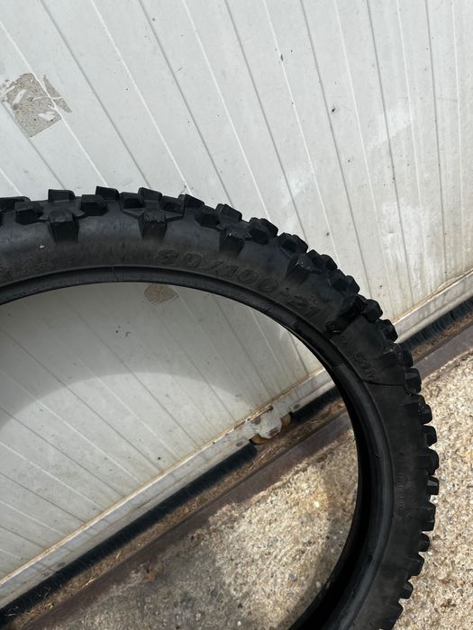 Гуми за мотокрос