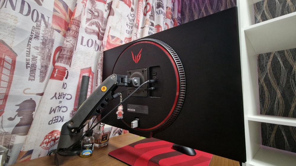 Продам крутой монитор