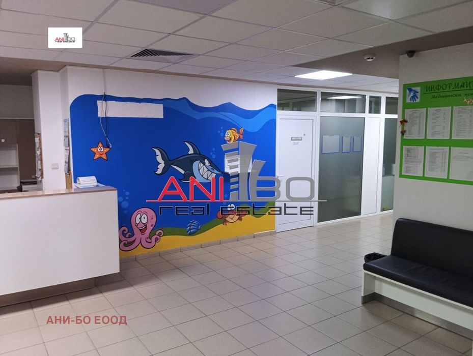Дава се под наем Офис в Варна, Младост 1 - 812 кв.м за 5000 € - Снимка #2