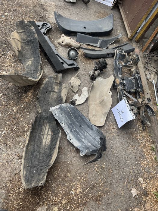 Мазда 3 на запчасти