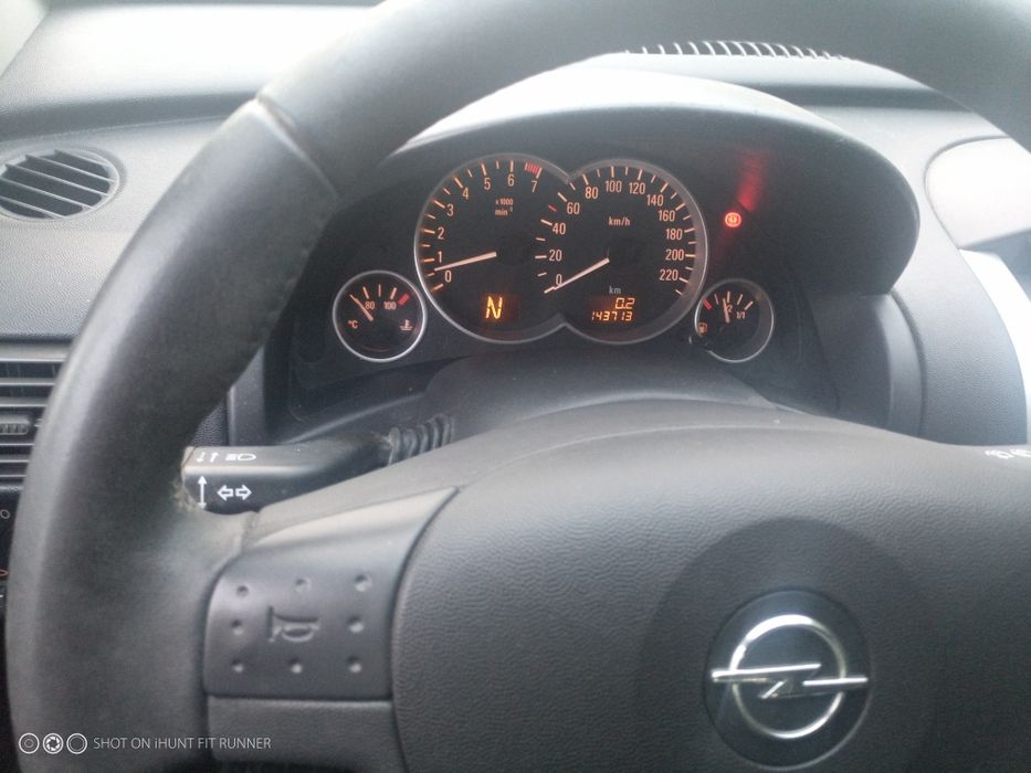 Opel Corsa twinport 143548 km automatic!