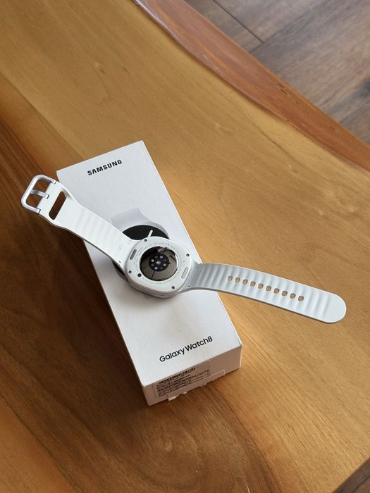 Samsung Galaxy Watch 8 LTE 40mm НОВ !