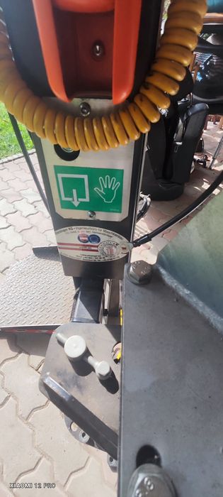Lift pentru Microbuz