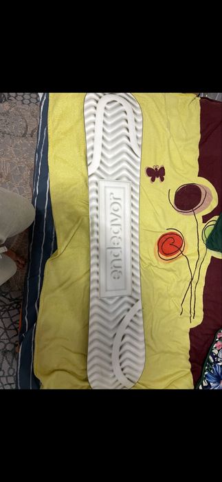 Сноуборд в хорошем состоянии