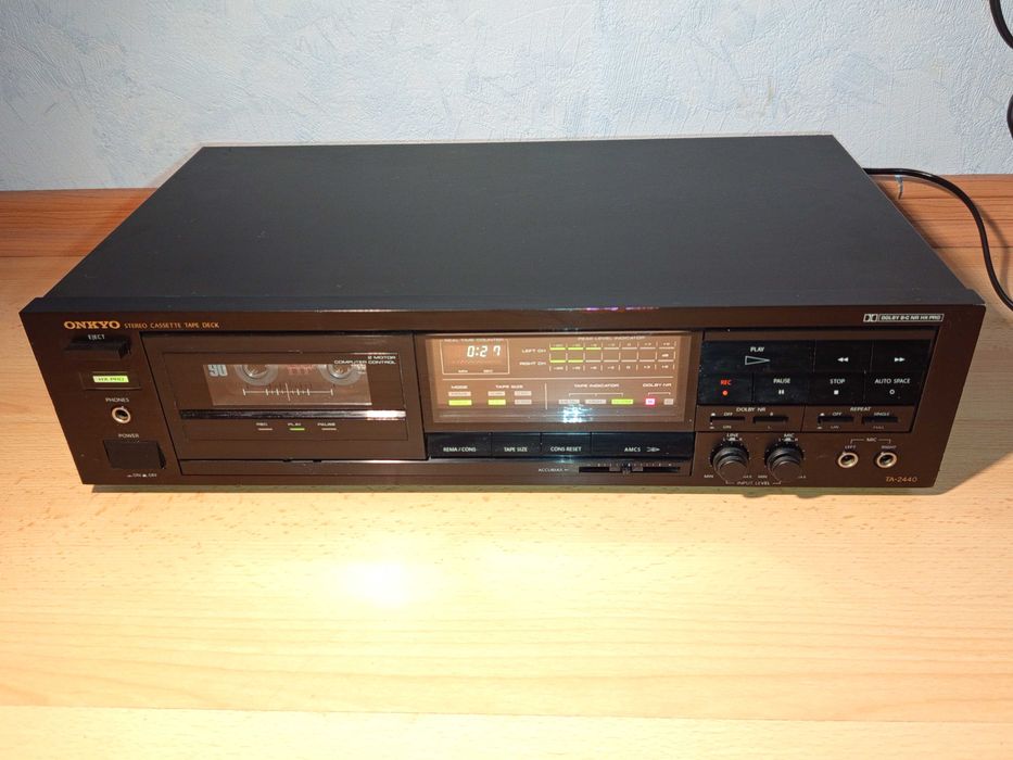 Колекционерски дек Onkyo TA-2440