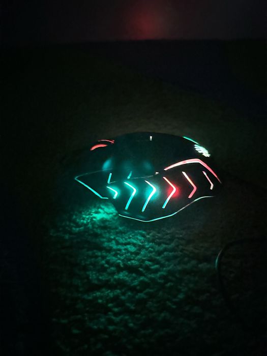 Геймърска мишка с подсветка