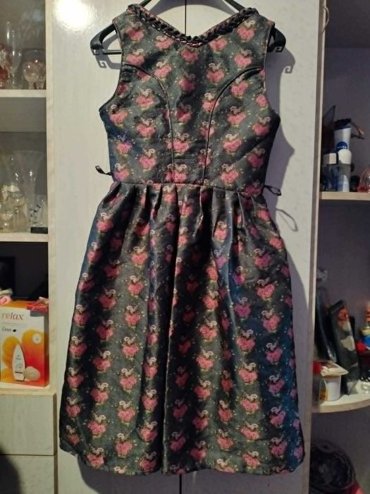 Rochie eleganta ocazii.