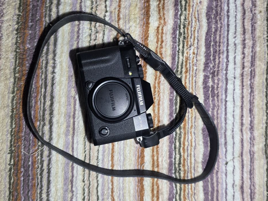 Fujifilm X-T30 body