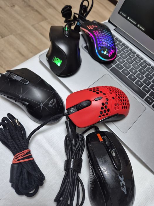 Mouse gaming 5 buc.