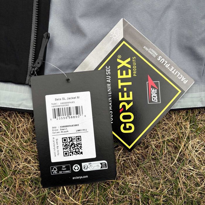 Куртка Arcteryx Beta SL Jacket Black Sapphire