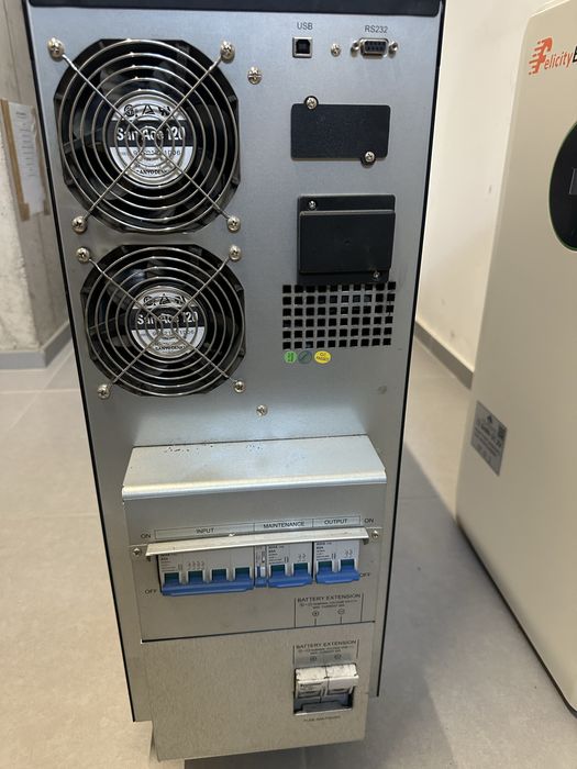 Трифазен соларен инвертор 10 кв. И UPS 10 kw.