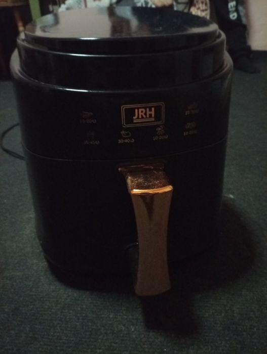 Vând friptoza aer cald