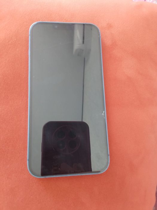 iPone 13.телефон сатылады./////