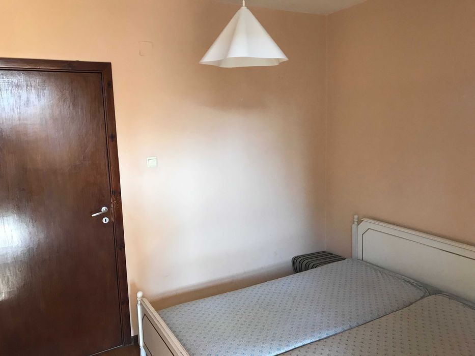 Обзаведен двустаен апартамент до Лятно кино Тракия