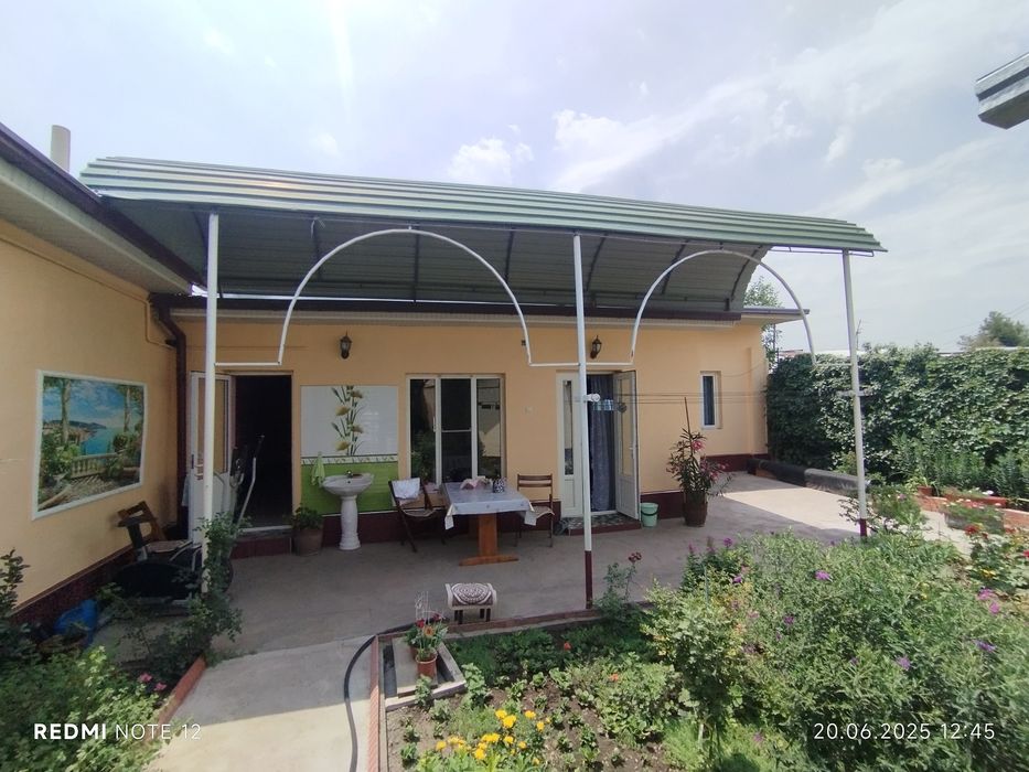 Срочно продаётся дом 3,5 сотки 4 комнат ул. Мухтар Ашрафий