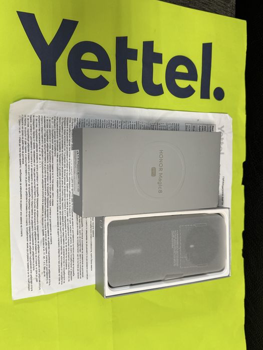 НЕАКТИВИРАН 512GB Honor Magic 8 Pro Гаранция Yettel 2029 Black