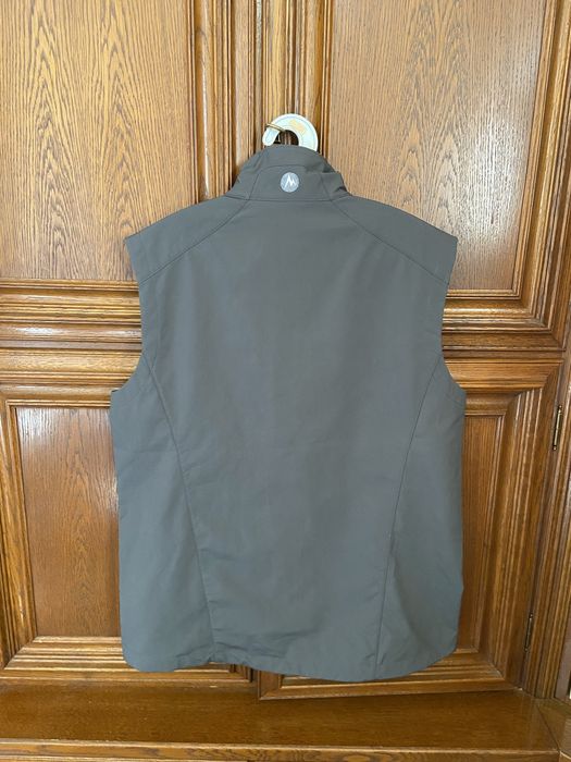 Vând vestă Marmot Approach