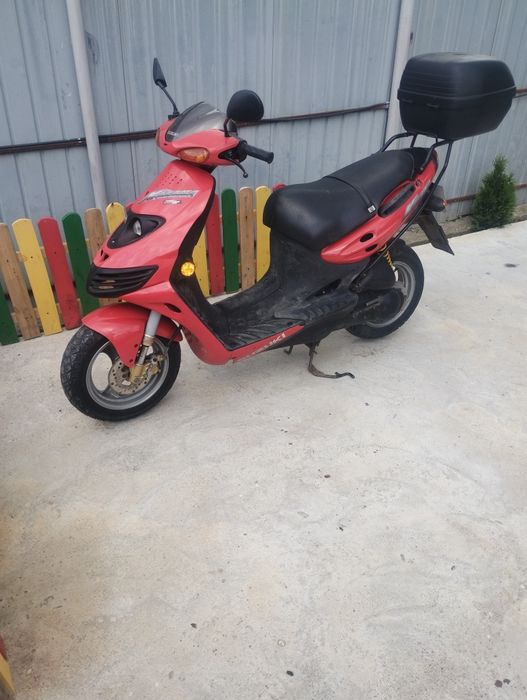 Suzuki Katana 49 cm