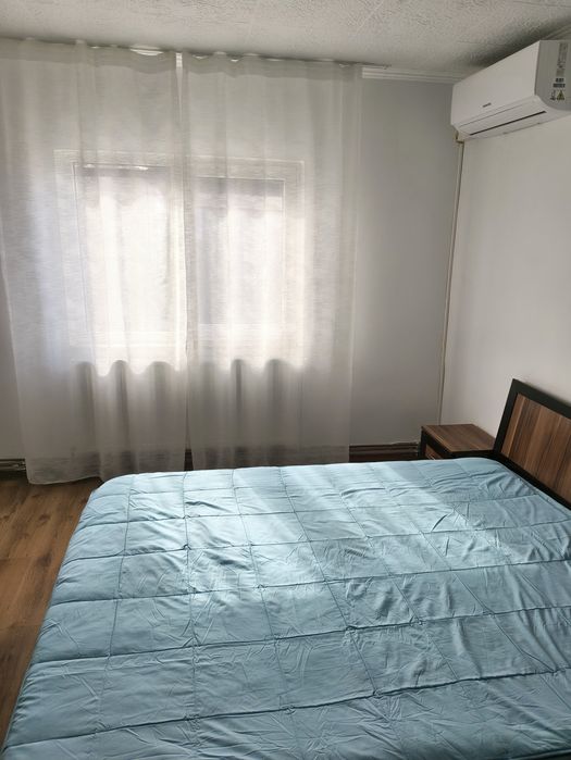 Închiriez garsonieră