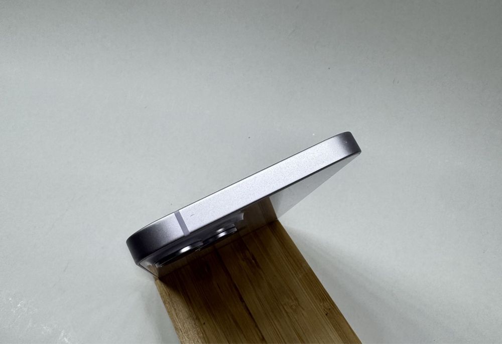 iPhone 14 PLUS MOV impecabil cu 95% Bateria