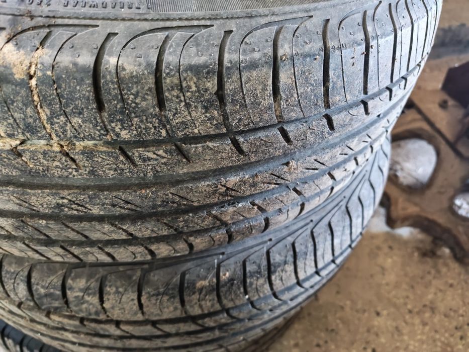 Летни гуми 235/65R17
