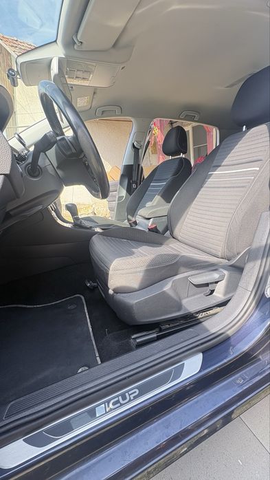 Vand Golf 7 CUP edition 105.000km sau schimb