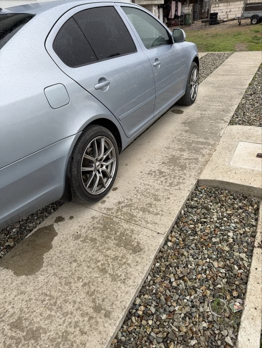 Vând Skoda Octavia an fabricație 2011, motor 2.0 TDI – 143 CP