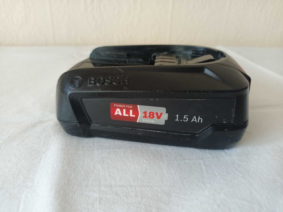 Аквариум 50 литра и компресор, батерия Bosch 1,5Ah, гръб Samsung S10+