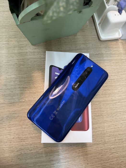 Продам телефон редми 8