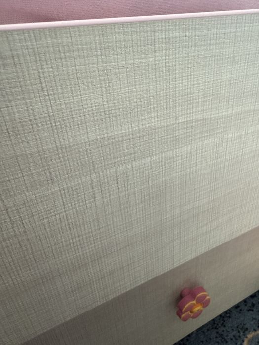 Легло с люлеещ механизъм + дебел матрак и повивалник