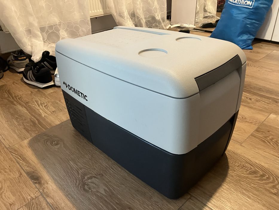 Frigider auto 12v Dometic cdf36