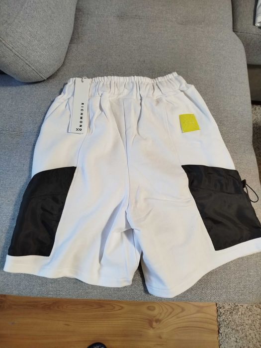 Шорти Richmond чисто нови