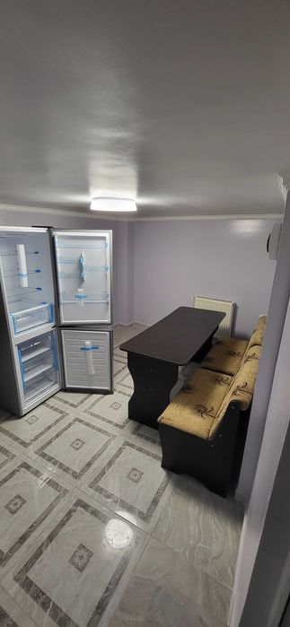 garsoniera la curte direct proprietar