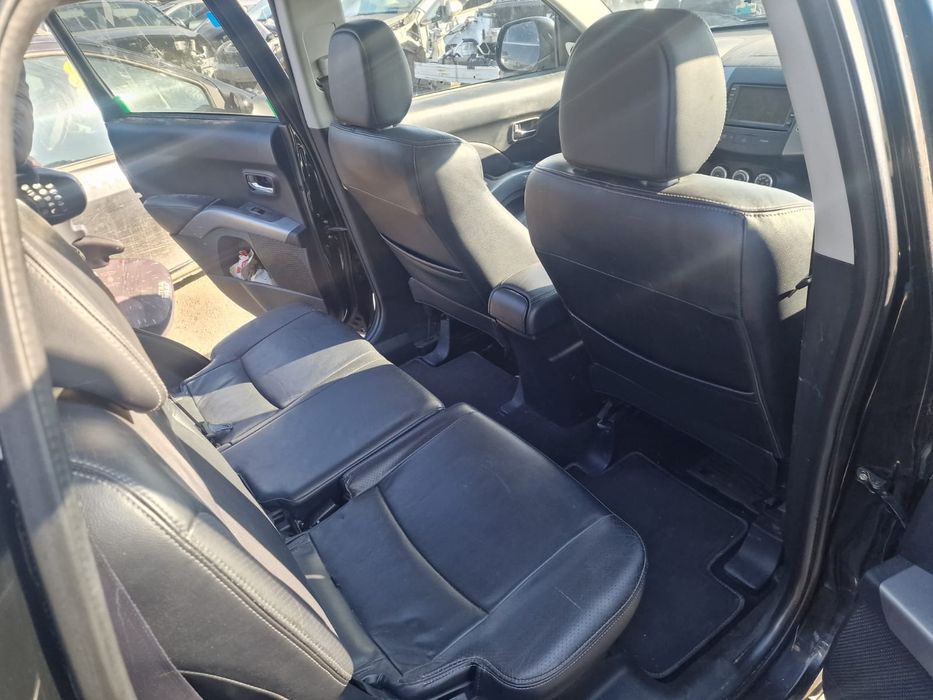 Dezmembram Peugeot 4007 2008 2.2hdi 4HN Euro 4 Cutie Manuala