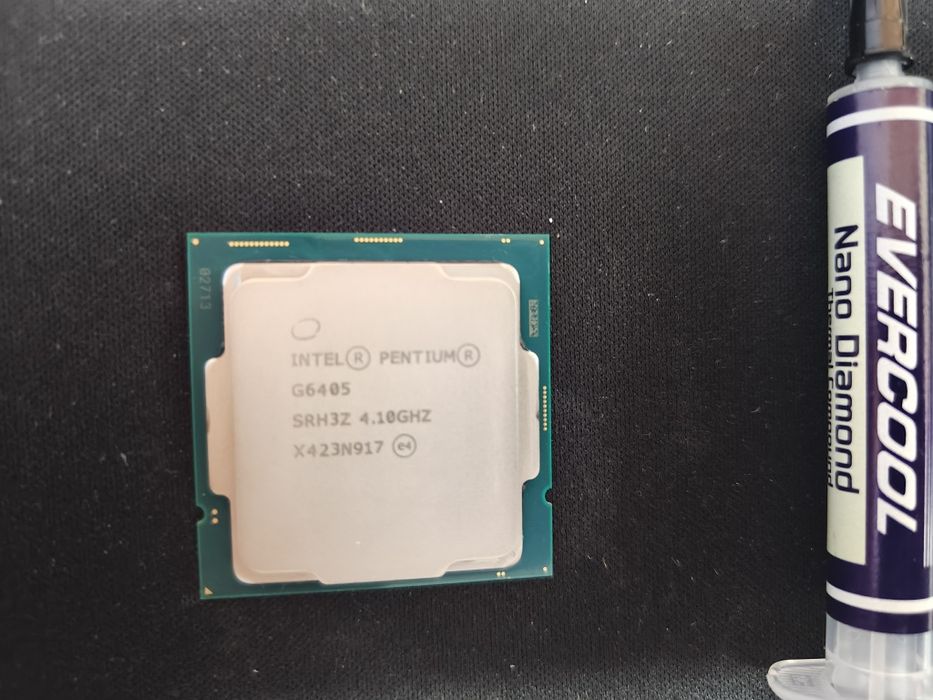Продам процессор Intel Pentium Gold G6405