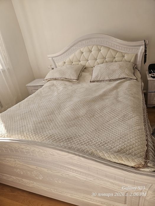 Спальный гарнитур