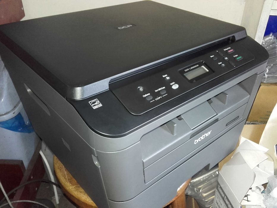 Като нов! Безжичен Wi-Fi лазерен принтер, ске 3 в 1 Brother DCP L2520DW