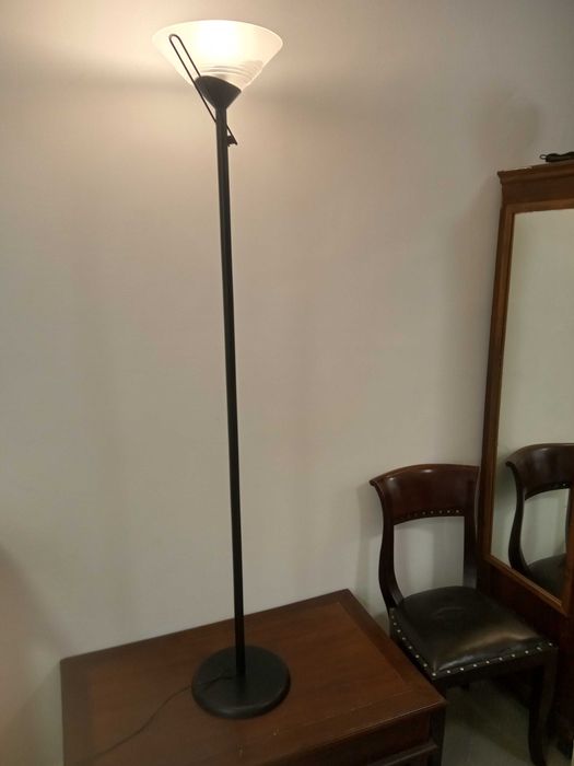 Висока метална лампа тип ИКЕА