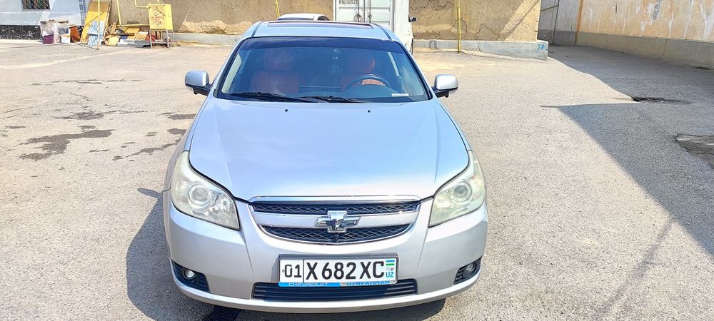 Epica карея сотилади  мазза килиб хайдаб юришга  2 позиция люк бор